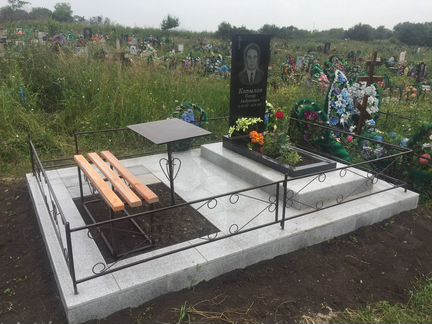 Благоустройство могил. Памятники