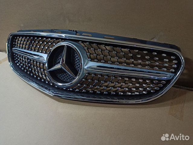 Радиатор мерседес w212