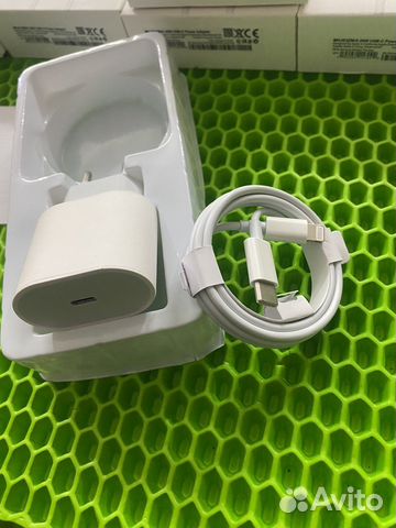 Блок зарядки iPhone 20w комплект