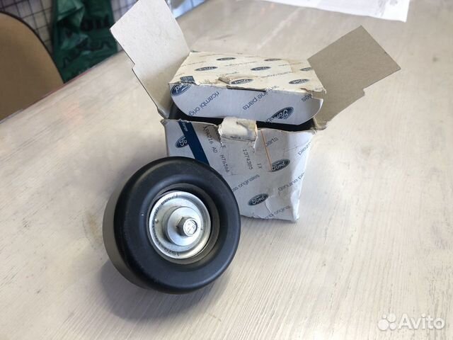 Ролик натяжной приводного ремня Ford купить в Ростове-на-Дону ...