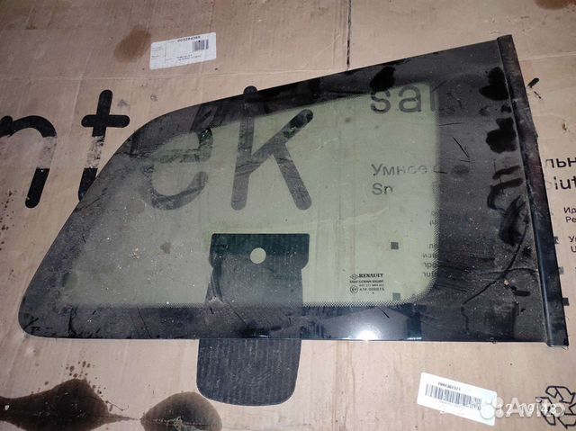 Форточка задняя Рено Меган 2