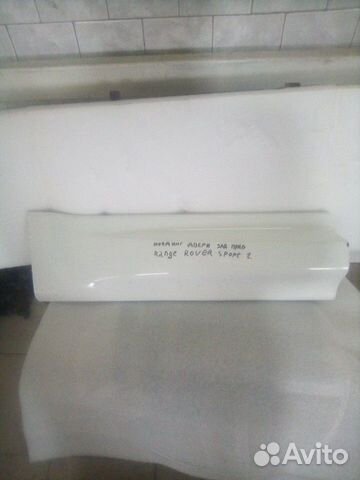 Молдинг двери задний правый Renge Rover Sport 2