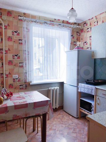 2-к. квартира, 43 м², 2/4 эт.