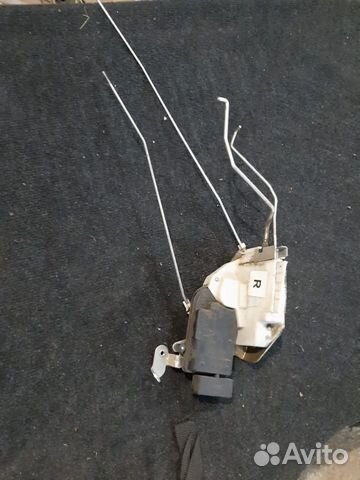 Замок двери Suzuki ignis 2008