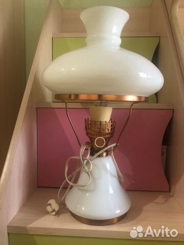Лампа настольная