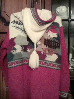 Вязаное пальто из домашей шерсти(Черногория)