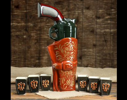 Штоф с рюмками 