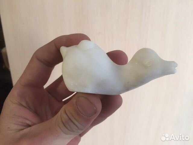 Утка из камня фигурка