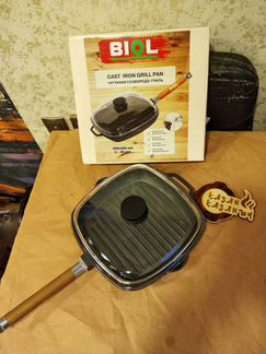 Сковорода гриль чугунная Биол 26х26