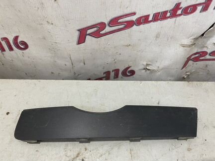 Накладка бампера передняя левая Audi Q3 8U