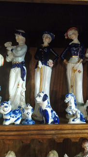 Огромные статуэтки Сосо Шанель В идеале