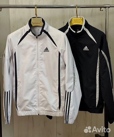 Спортивный костюм adidas