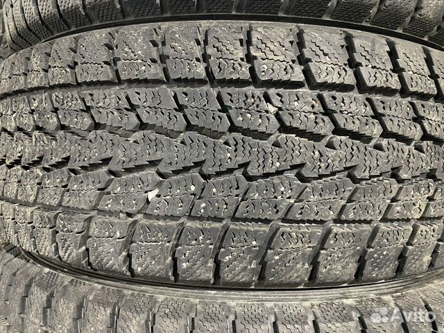 Toyo Observe G3-Ice 215/60 R17