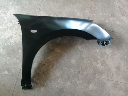 Крыло переднее правое Nissan Almera G15