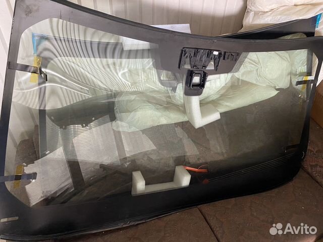 Стекло лобовое Discovery Sport 2015