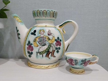 Конаковский фаянс (зик) 60-x г. Чайник СССР