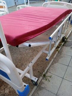 Кровати медицинские б/у 15 штук,доставка