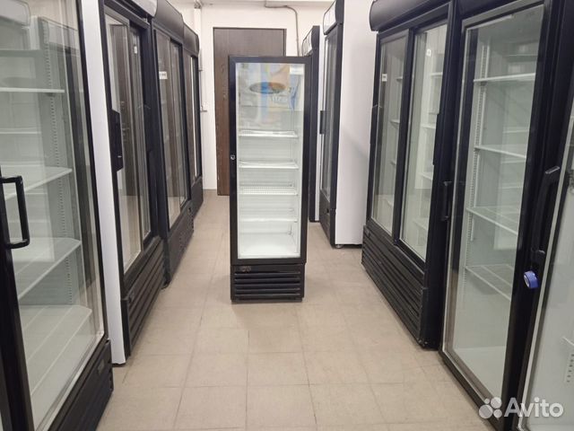 Холодильный шкаф