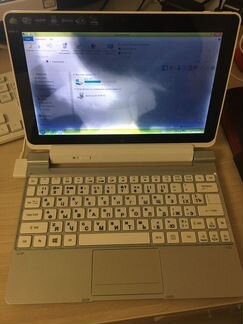 Планшет Acer с клавиатурой Windows