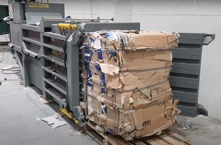 Горизонтальный пресс для макулатуры