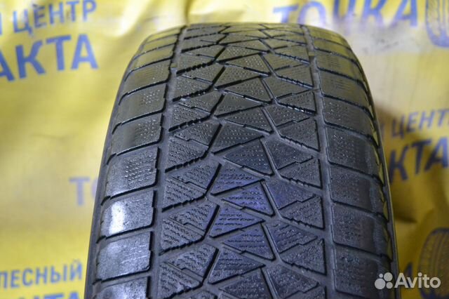 Bridgestone Blizzak DM-V2 235/65 R17