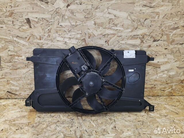 Диффузор вентиляторов в сборе Ford focus 2 Mazda 3