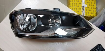 Блок фара VW Polo 2015