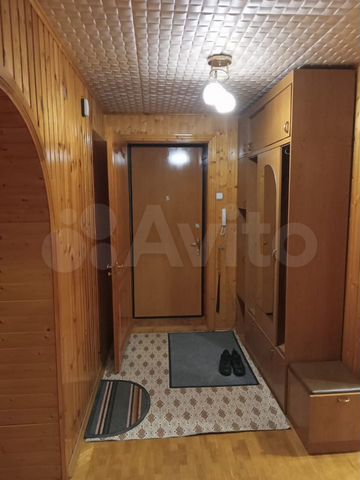 3-к. квартира, 80 м², 2/4 эт.