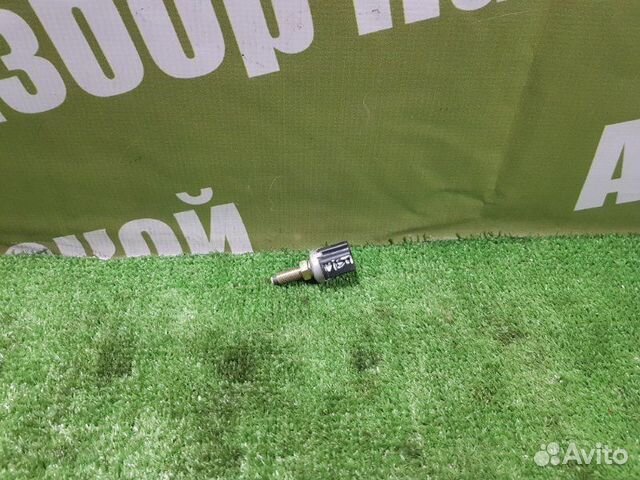 Датчик педали тормоза Toyota Vista SV40 4S-FE