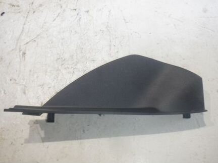 Накладка торпеды Мерседес