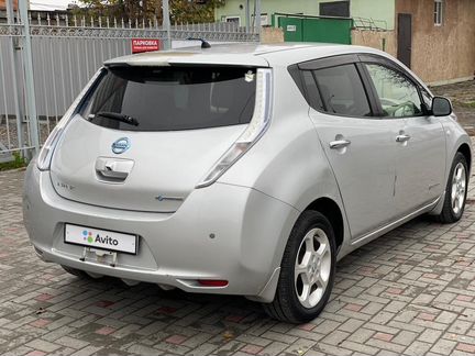 Nissan Leaf AT, 2012, 110 000 км