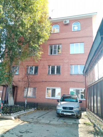 Здание 2229.4 м² + Участок 2687 м²