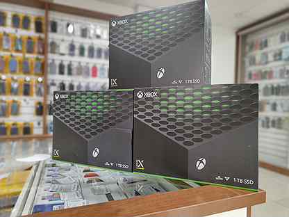Игровая приставка Xbox Series X 1Tb новая