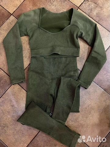 Спортивный костюм новый 42/44