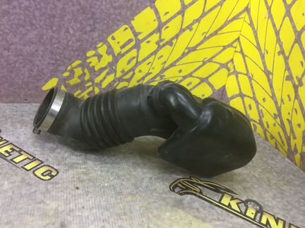 Патрубок воздушного фильтра Субару Импреза 1.5 G12