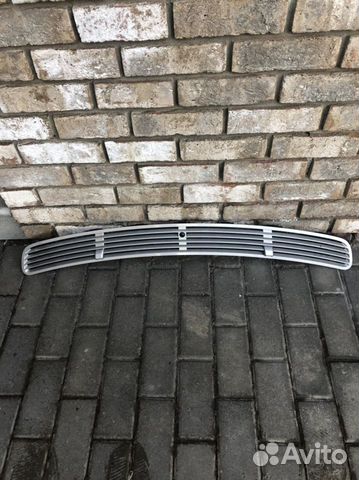 Решетка капота с форсунками mercedes 211