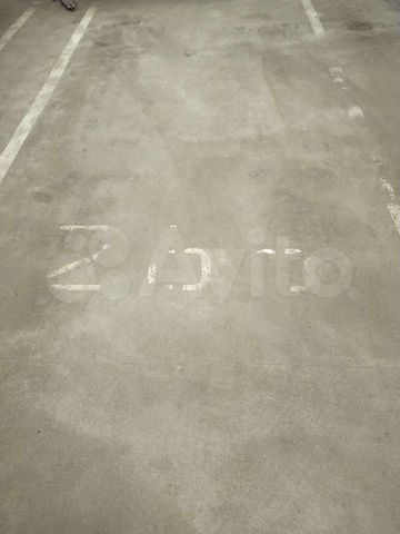 Машиноместо, 15 м²