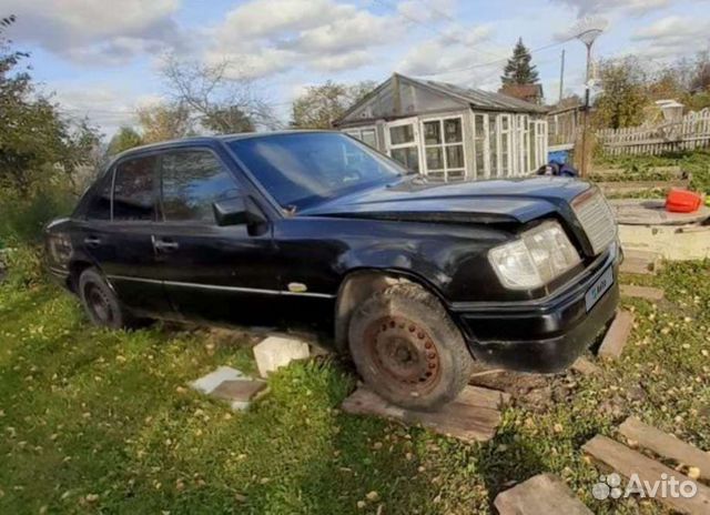 Mercedes-Benz W124 2.2 AT, 1993, 365 785 км