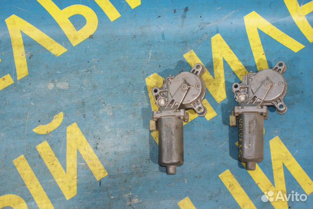 Моторчик переднего стеклоподъемника Volvo 850