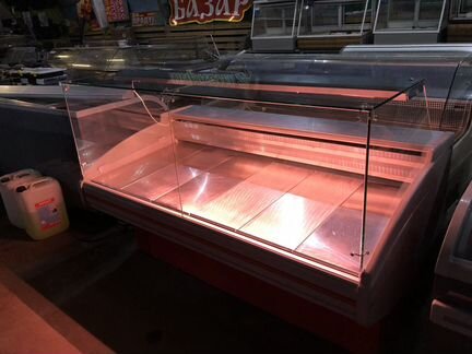 Витрина холодильная Двина кубическая