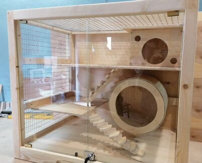 Домики, витрины для шиншилл, крыс, африканских еже