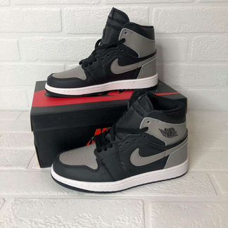 Кроссовки Nike Air Jordan 1