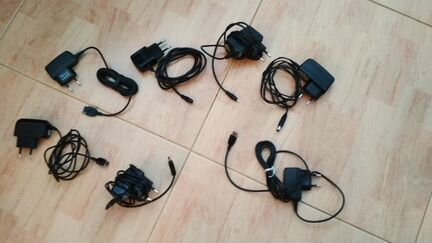 Зарядные устройства, наушники, кабеля