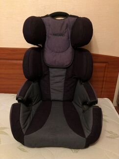 Автомобильное кресло