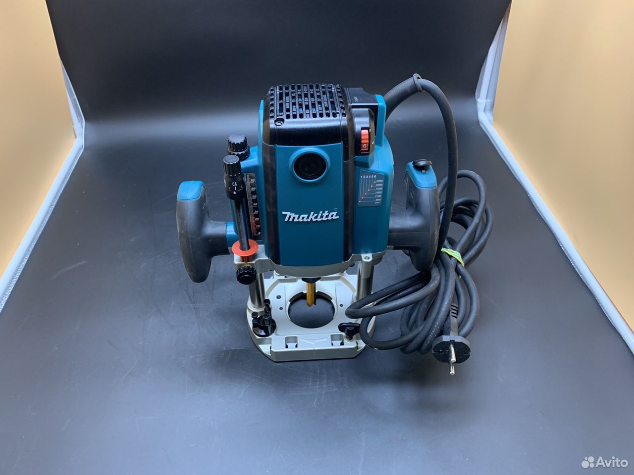 Макита 2300. Makita фрезер Makita rp2300fc. Фрезер Макита 2300. Makita rp2300fc, 2300 Вт. Makita rp2300fc комплектация.