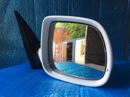 Зеркало на Ауди Ку7