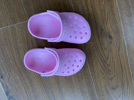 Crocs C7