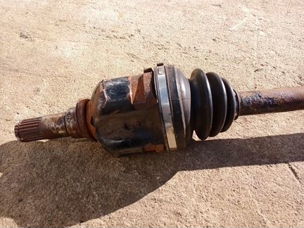 Привод передний левый Тойота Королла 150