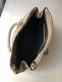 Сумка prada galleria оригинал