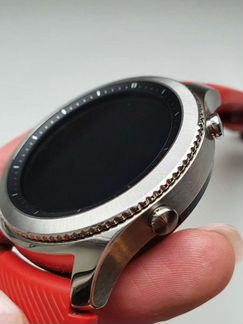 Часы Samsung Gear S3 classic
